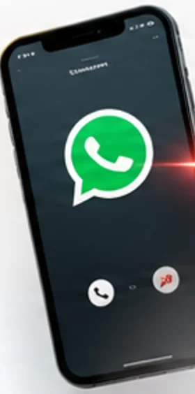 Celular com WhatsApp